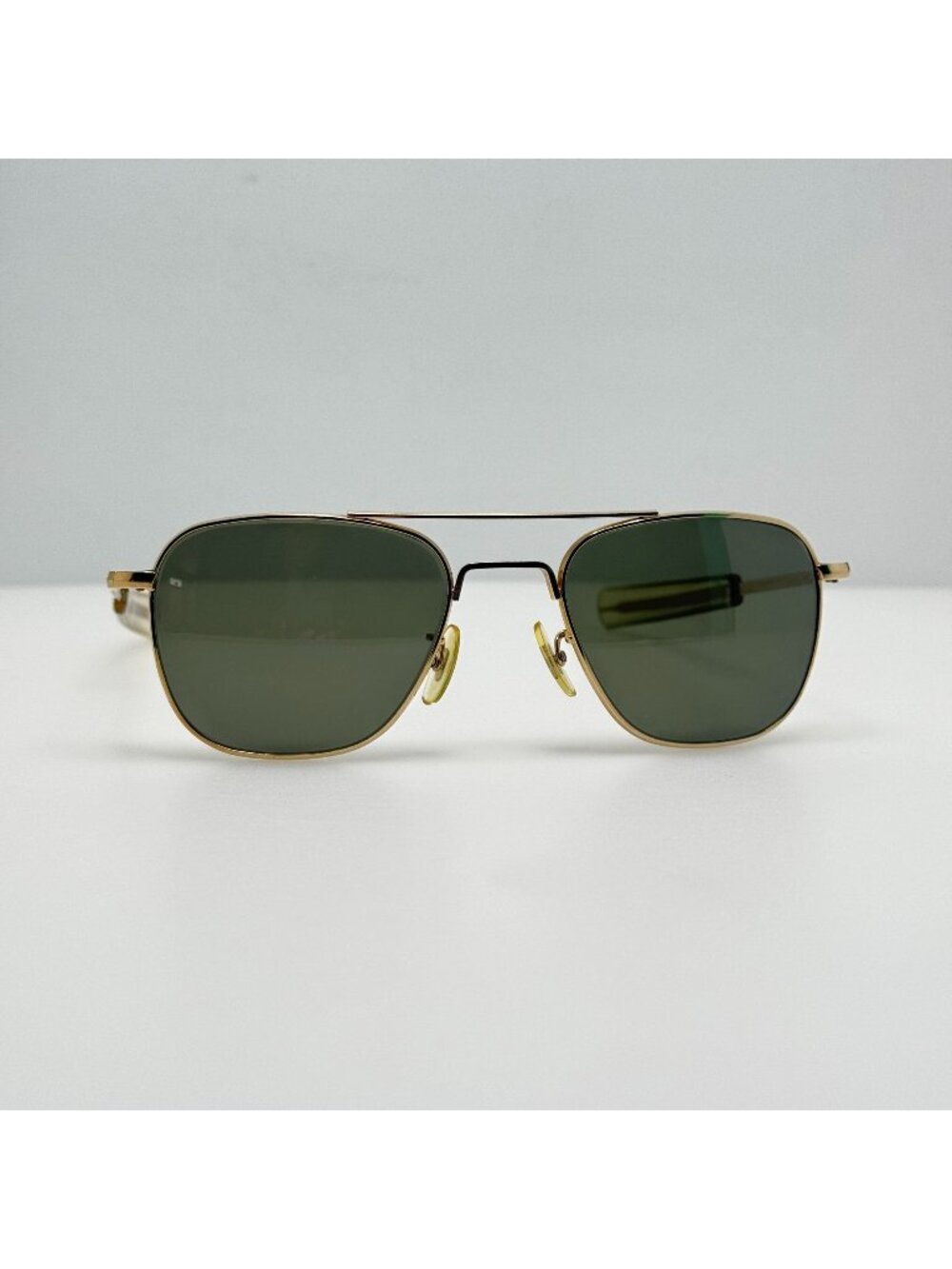 American Optical Sunglasses Pilot Gold  5 1/2 AO USA MIL-S-25948 W/ Case